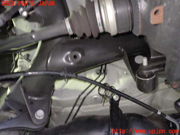 1UPJ-9232165295]BMW 320d ツーリング F31(3D20)リアメンバー 中古_2