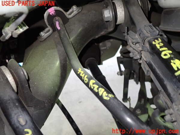 1UPJ-9232165445]BMW 320d ツーリング F31(3D20)リアスタビライザー 中古_3
