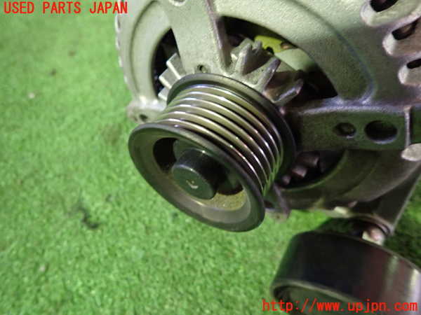 1UPJ-9232166015]BMW 320d ツーリング F31(3D20)オルタネーター(ダイナモ) 中古_3