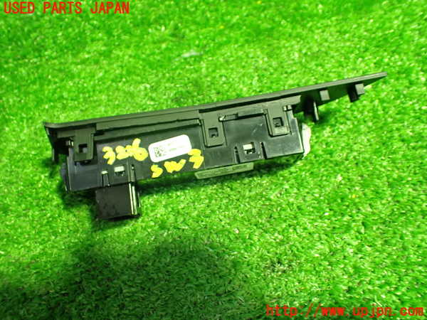 1UPJ-9232166308]BMW 320d ツーリング F31(3D20)スイッチ3 (走行モード) 中古_4