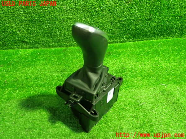 1UPJ-9232167555]BMW 320d ツーリング F31(3D20)ATシフトレバー 中古_2
