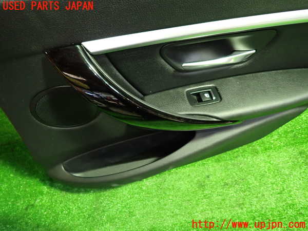 1UPJ-9232161294]BMW 320d ツーリング F31(3D20)右後ドア内張り 中古_2