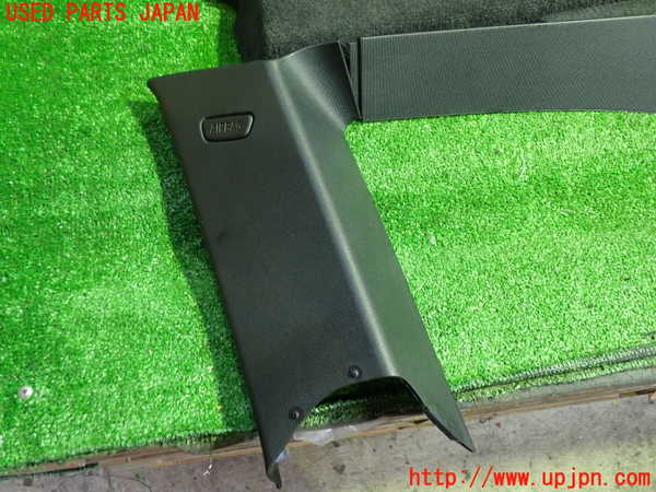 1UPJ-9232167675]BMW 320d ツーリング F31(3D20)右リアピラートリム 中古_2