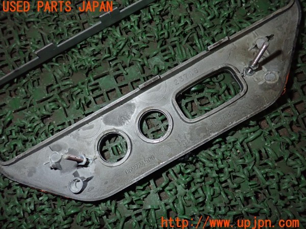 3UPJ=9232170645]マセラティ グラントゥーリズモ(MGT)純正 オーディオパネル ドアトリム  内装パネル 中古_3