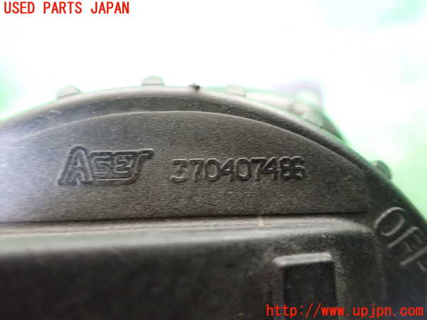 1UPJ-9232171182]マセラティ・グラントゥーリズモ(MGT)左フォグ 中古_4