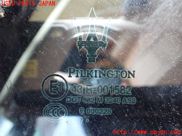 1UPJ-9232171382]マセラティ・グラントゥーリズモ(MGT)左クォーターガラス M3240 中古_2