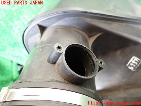 1UPJ-9232172560]マセラティ・グラントゥーリズモ(MGT)エアクリーナーボックス 中古_3