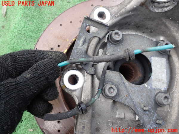 1UPJ-9232174295]マセラティ・グラントゥーリズモ(MGT)左フロントナックルハブ 中古_3