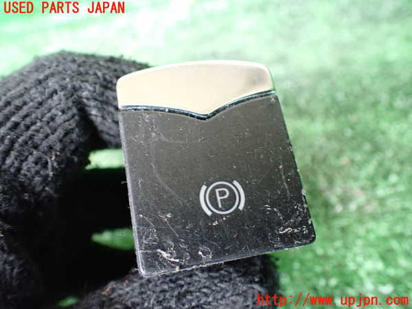 1UPJ-9232176306]マセラティ・グラントゥーリズモ(MGT)スイッチ1 (電動パーキング) 中古_2