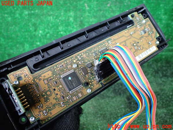 1UPJ-9232176308]マセラティ・グラントゥーリズモ(MGT)スイッチ3 (オーディオ操作) ジャンク部品取り_3