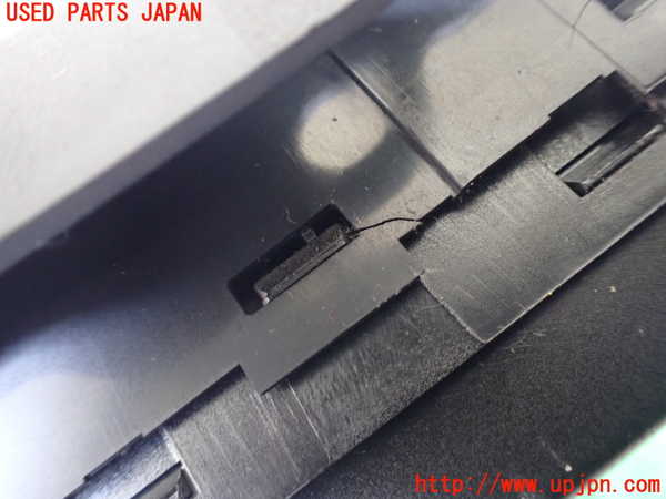 1UPJ-9232176245]マセラティ・グラントゥーリズモ(MGT)左前パワーウィンドウスイッチ 中古_2