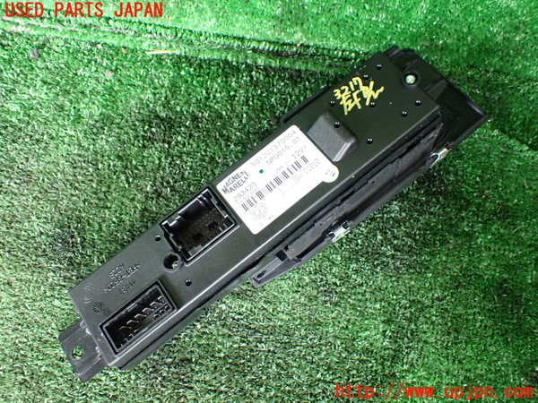 1UPJ-9232176245]マセラティ・グラントゥーリズモ(MGT)左前パワーウィンドウスイッチ 中古_4