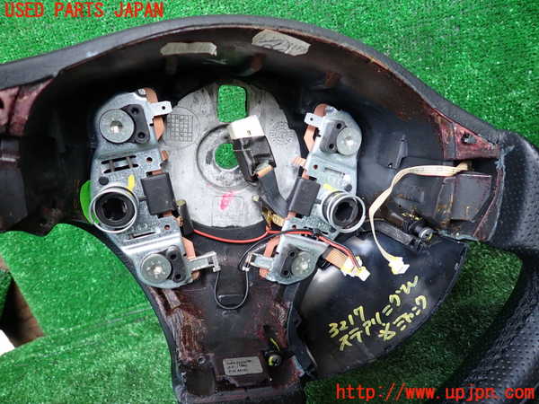 1UPJ-9232177855]マセラティ・グラントゥーリズモ(MGT)ステアリングホイール ジャンク部品取り_2