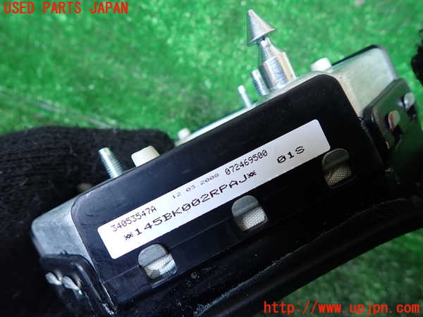 1UPJ-9232177865]マセラティ・グラントゥーリズモ(MGT)運転席側エアバッグカバー 中古_3