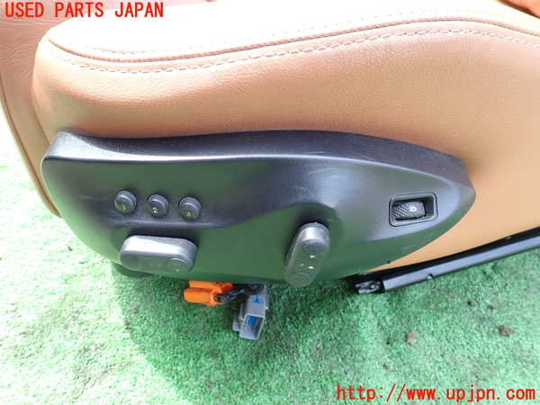 1UPJ-9232177035]マセラティ・グラントゥーリズモ(MGT)運転席シート 中古_4