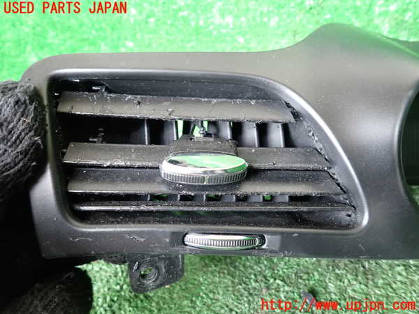 1UPJ-9232177526]マセラティ・グラントゥーリズモ(MGT)エアコン吹き出し口1 (真中) 中古_2