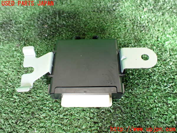 1UPJ-9232186148]ヴェルファイアハイブリッド(ATH20W)コンピューター3 (ヘッドライトオートレベリング) 中古_3