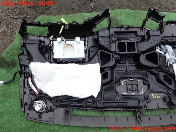 1UPJ-9232187505]ヴェルファイアハイブリッド(ATH20W)ダッシュボード 中古_3