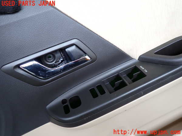 1UPJ-9232181234]ヴェルファイアハイブリッド(ATH20W)右前ドア内張り 中古_2