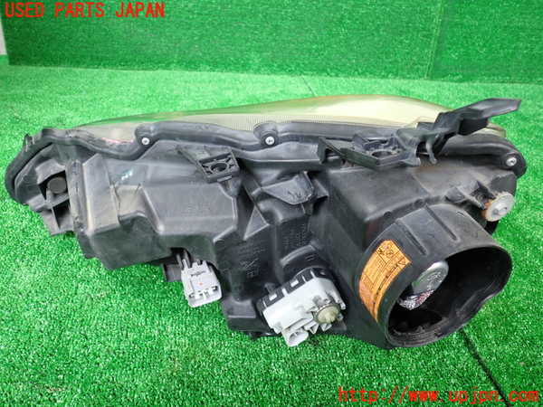 1UPJ-9232191130]８６(BRZ)(ZN6)右ヘッドライト HID 中古_3