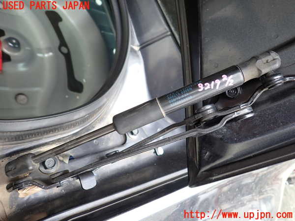 1UPJ-9232191506]８６(BRZ)(ZN6)トランクダンパー 中古_2