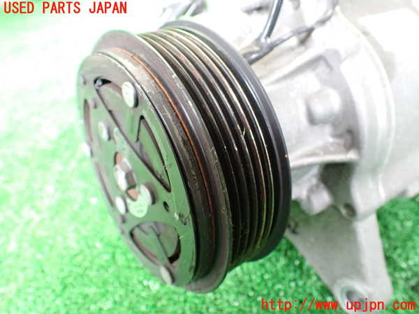 1UPJ-9232196025]８６(BRZ)(ZN6)エアコンコンプレッサー 中古_4