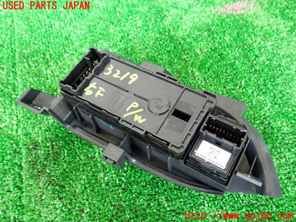 1UPJ-9232196240]８６(BRZ)(ZN6)右パワーウィンドウスイッチ 中古_2