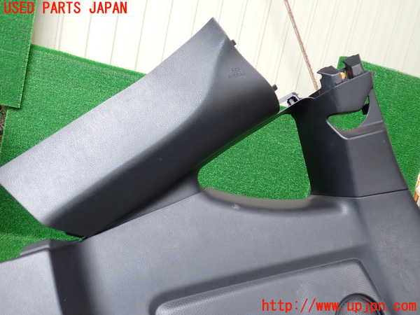1UPJ-9232197680]８６(BRZ)(ZN6)左リアピラートリム 中古_3