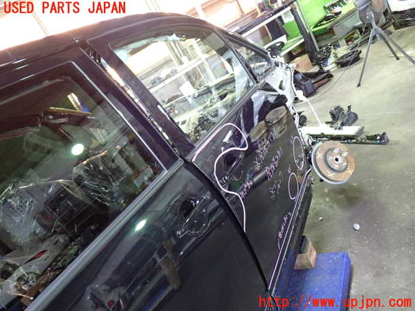 1UPJ-9232201230]デリカD：5(CV1W)右前ドア M2H3 ジャンク部品取り_2