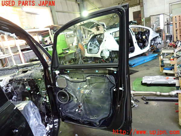 1UPJ-9232201230]デリカD：5(CV1W)右前ドア M2H3 ジャンク部品取り_5