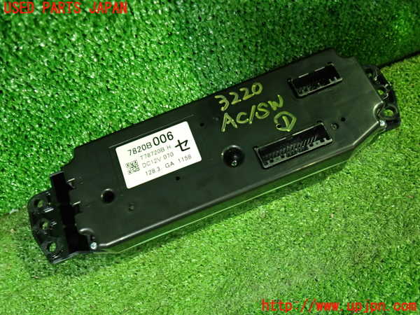 1UPJ-9232206066]デリカD：5(CV1W)エアコンスイッチ1 中古_2