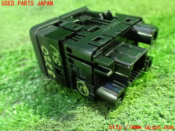 1UPJ-9232206307]デリカD：5(CV1W)スイッチ2 (電動パーキング) 中古_2