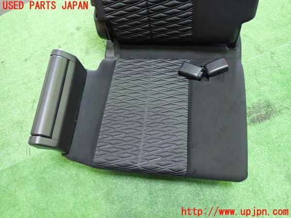 1UPJ-9232207235]デリカD：5(CV1W)右3列目シート 中古_3