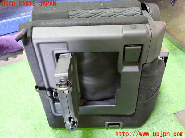 1UPJ-9232207235]デリカD：5(CV1W)右3列目シート 中古_5