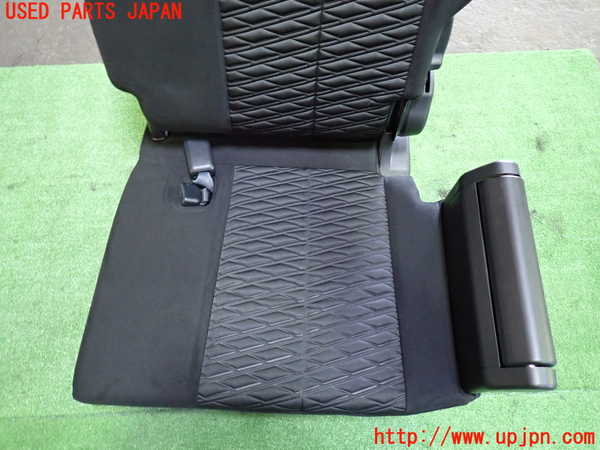 1UPJ-9232207265]デリカD：5(CV1W)左3列目シート 中古_3