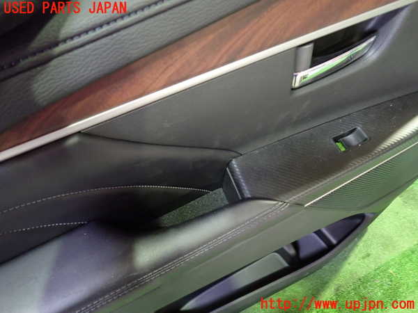 1UPJ-9232201264]デリカD：5(CV1W)左前ドア内張り 中古_2