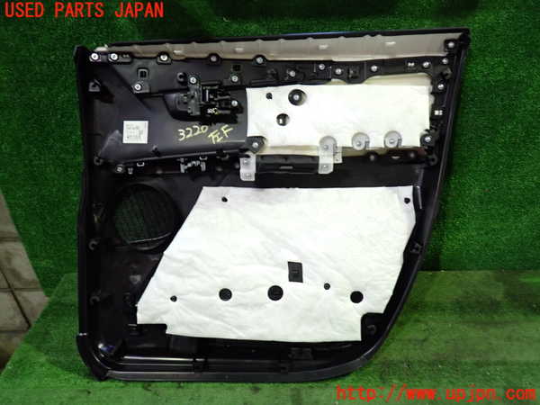 1UPJ-9232201264]デリカD：5(CV1W)左前ドア内張り 中古_4