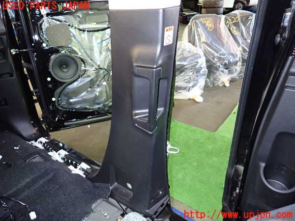 1UPJ-9232207665]デリカD：5(CV1W)右センターピラートリム 中古_5