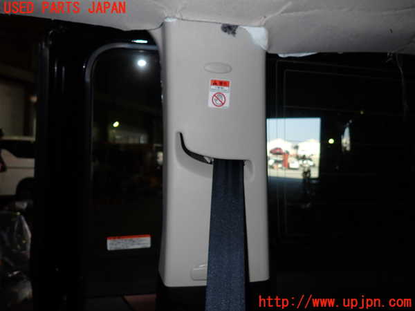 1UPJ-9232207675]デリカD：5(CV1W)右リアピラートリム 中古_2