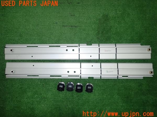 3UPJ=9232210648]BMW X3 xDrive 20d(WY20 F25)純正 ラッシングレール フック セット 中古_2