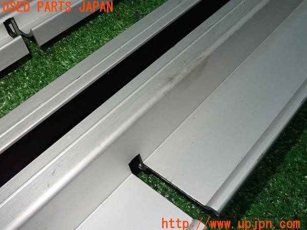 3UPJ=9232210648]BMW X3 xDrive 20d(WY20 F25)純正 ラッシングレール フック セット 中古_4