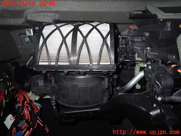 1UPJ-9232216081]BMW X3(WY20 F25)エバポレーター1 中古_3