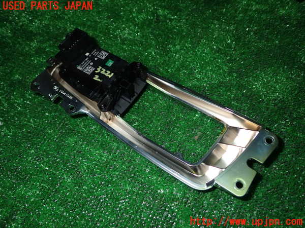 1UPJ-9232216307]BMW X3(WY20 F25)スイッチ2 (電動パーキング) 中古_2