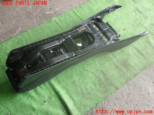 1UPJ-9232217540]BMW X3(WY20 F25)センターコンソール 中古_5