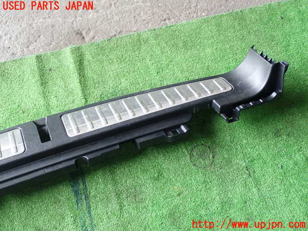 1UPJ-9232217772]BMW X3(WY20 F25)ラゲッジトレイ2 中古_2