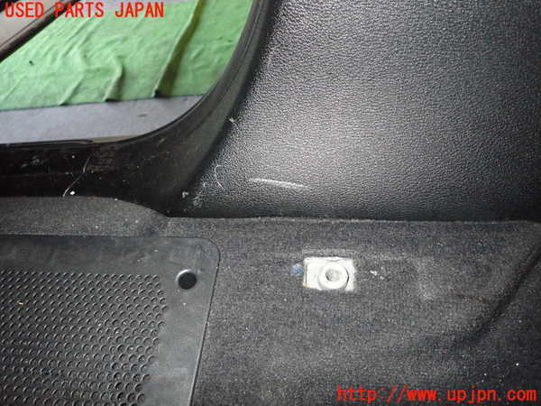 1UPJ-9232217665]BMW X3(WY20 F25)右センターピラートリム 中古_4