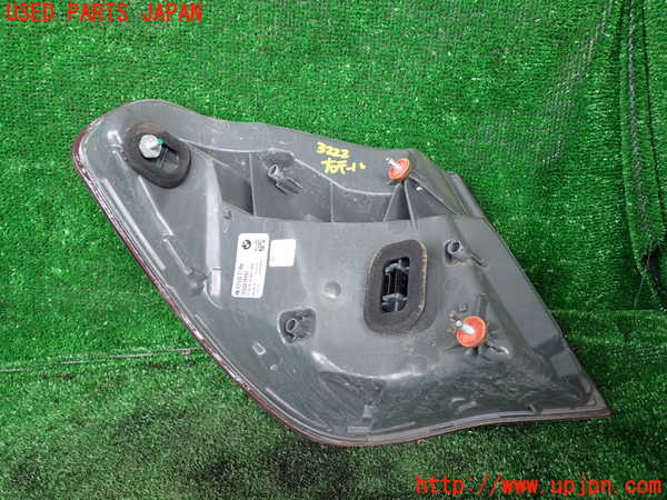 1UPJ-9232221530]BMW アクティブハイブリッド7(AH7)(YA30) F04右テールランプ 中古_2
