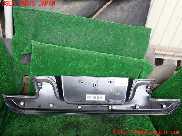 1UPJ-9232221573]BMW アクティブハイブリッド7(AH7)(YA30) F04バックドアパネル1 中古_3