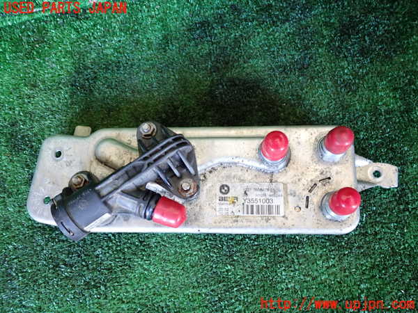 1UPJ-9232222482]BMW アクティブハイブリッド7(AH7)(YA30) F04オイルクーラー2 中古_2