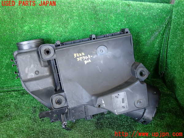 1UPJ-9232222560]BMW アクティブハイブリッド7(AH7)(YA30) F04エアクリーナーボックス 中古_2